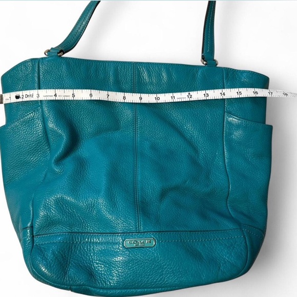 Jade Leather coach purse - Picture 7 of 8